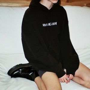 brandy melville christy hellrasier hoodie